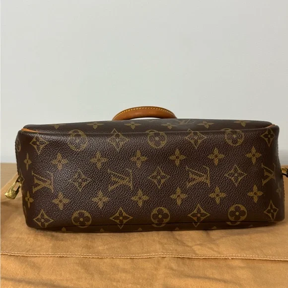 Vintage Louis Vuitton Trouville handbag - Picture 10 of 16